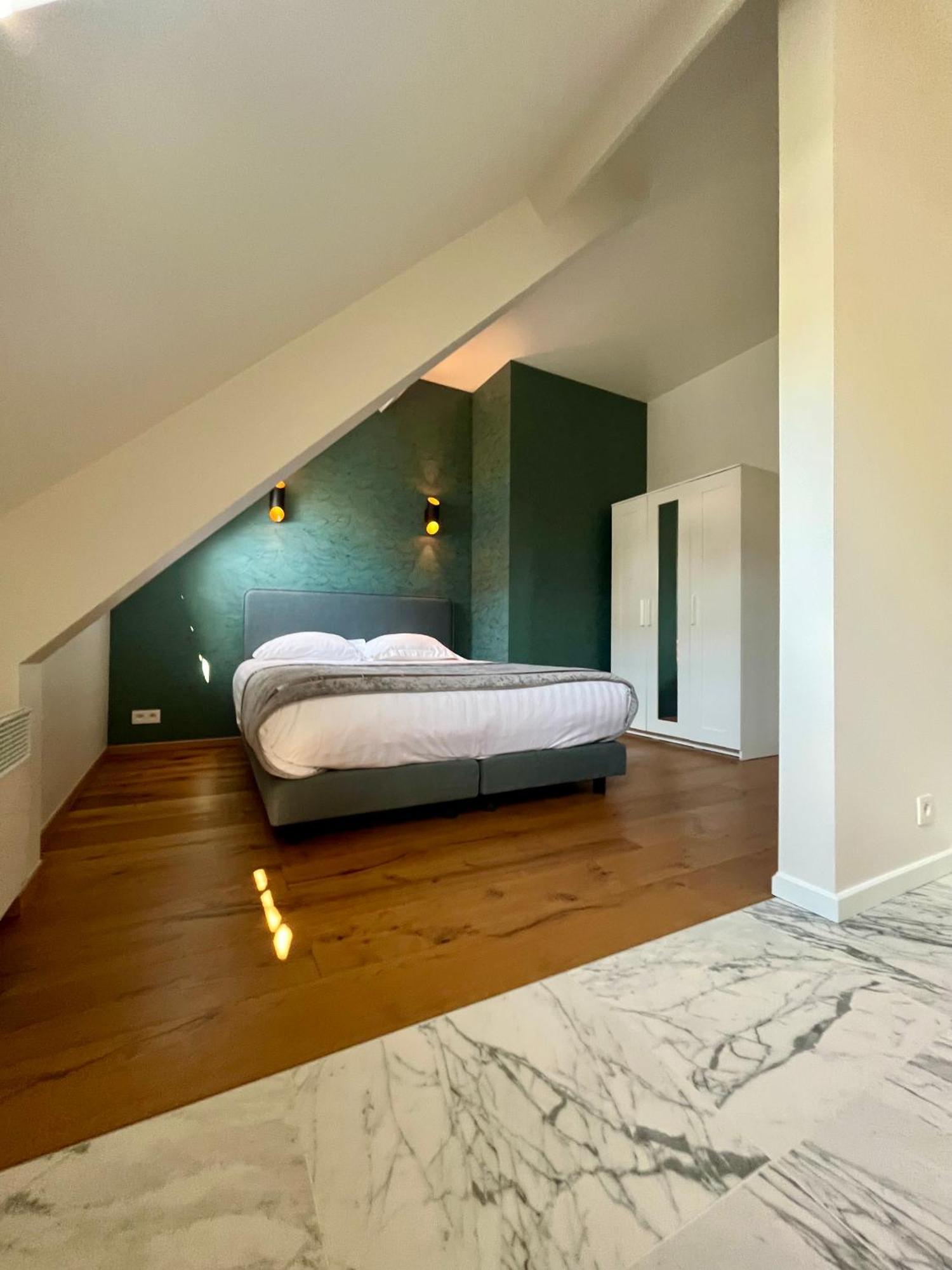 Stilias Apartment 6P City Center Brussel Bagian luar foto